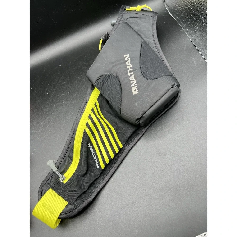 Nathan Peak Hydration Waist Pack Black Yellow Hiking Walking Outdoors No Bottle